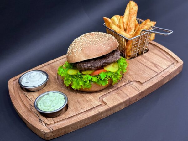 CLASSIC BURGER